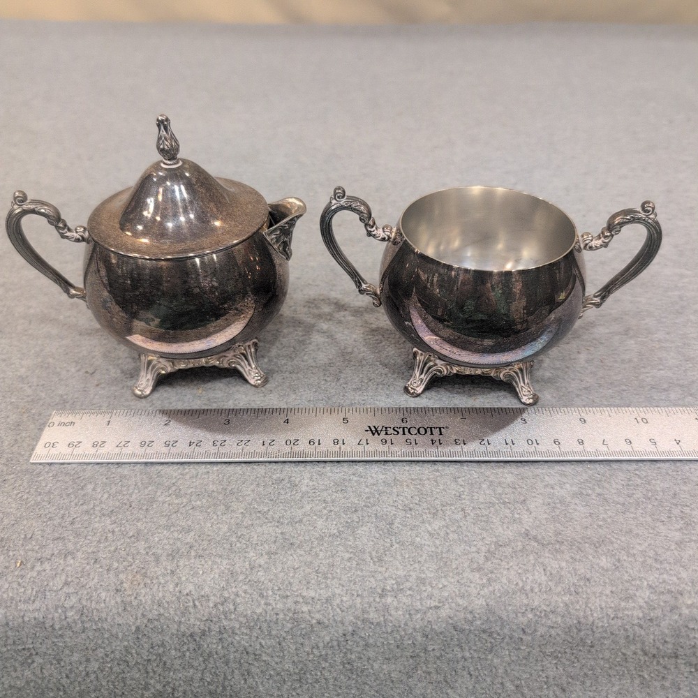 Oneida Silver Plated Footed Cream and Sugar Set with Lid USA Vintage - Picture 5 of 6
